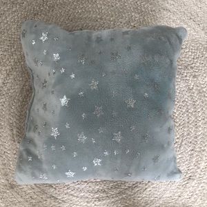 baby blue star pillow